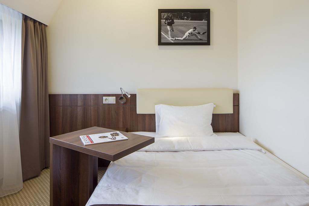 בז'ג Hotel Antonio Conference חדר תמונה